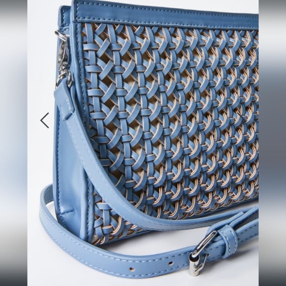 JustFab Woven Crossbody Bag in Light Blue - Picture 5 of 8
